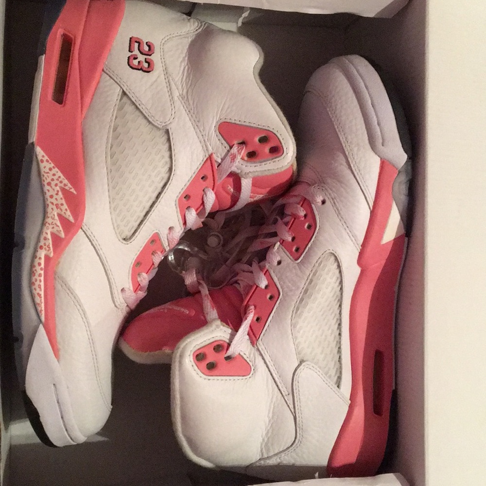 CUSTOM RETRO 5 JORDANS! Size 9.5 men